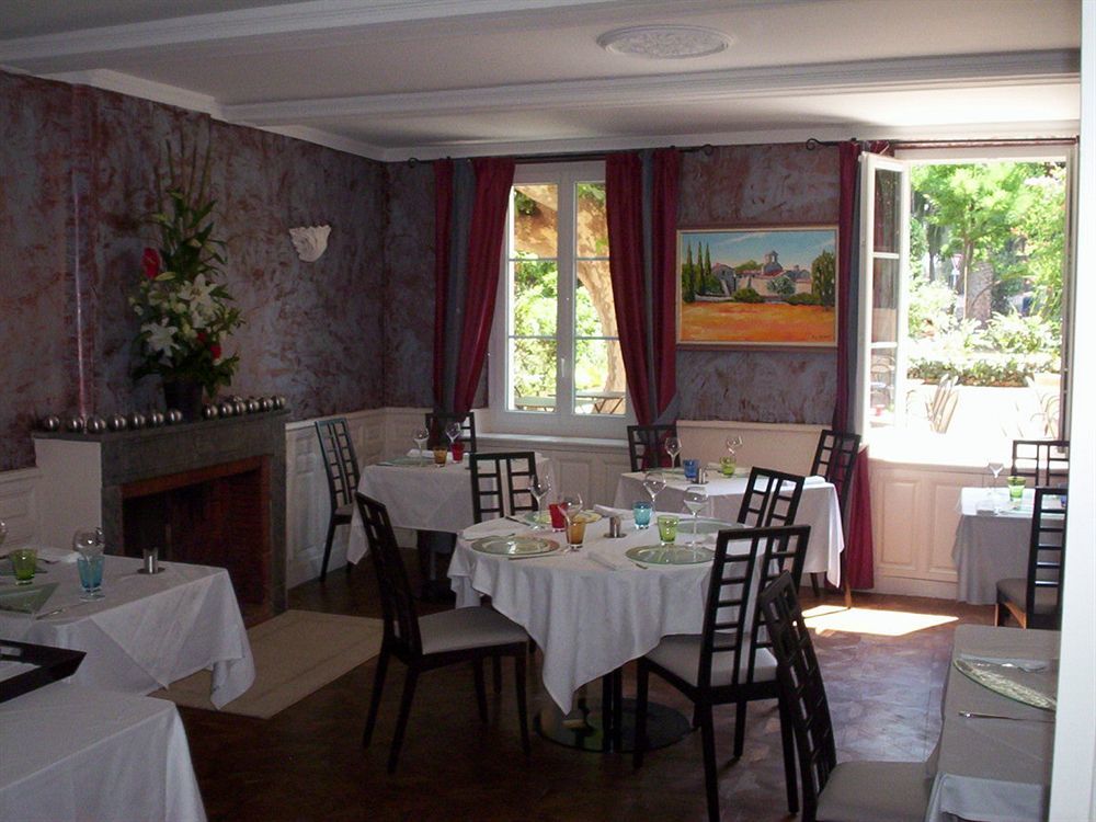 Les Jardins D'Anglise Hotell Six-Fours-les-Plages Exteriör bild
