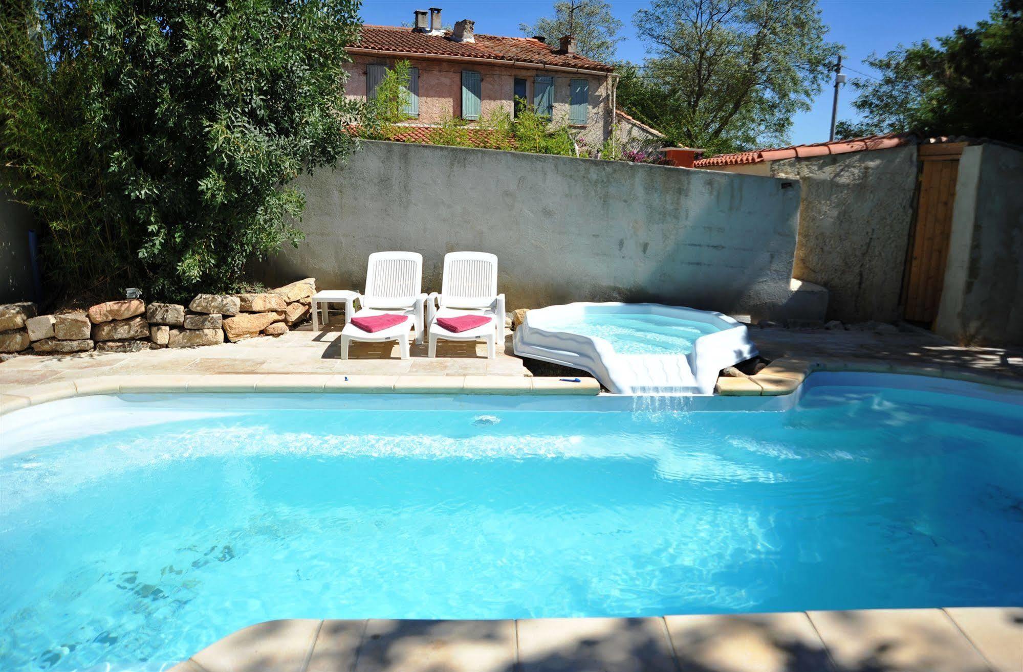 Les Jardins D'Anglise Hotell Six-Fours-les-Plages Exteriör bild