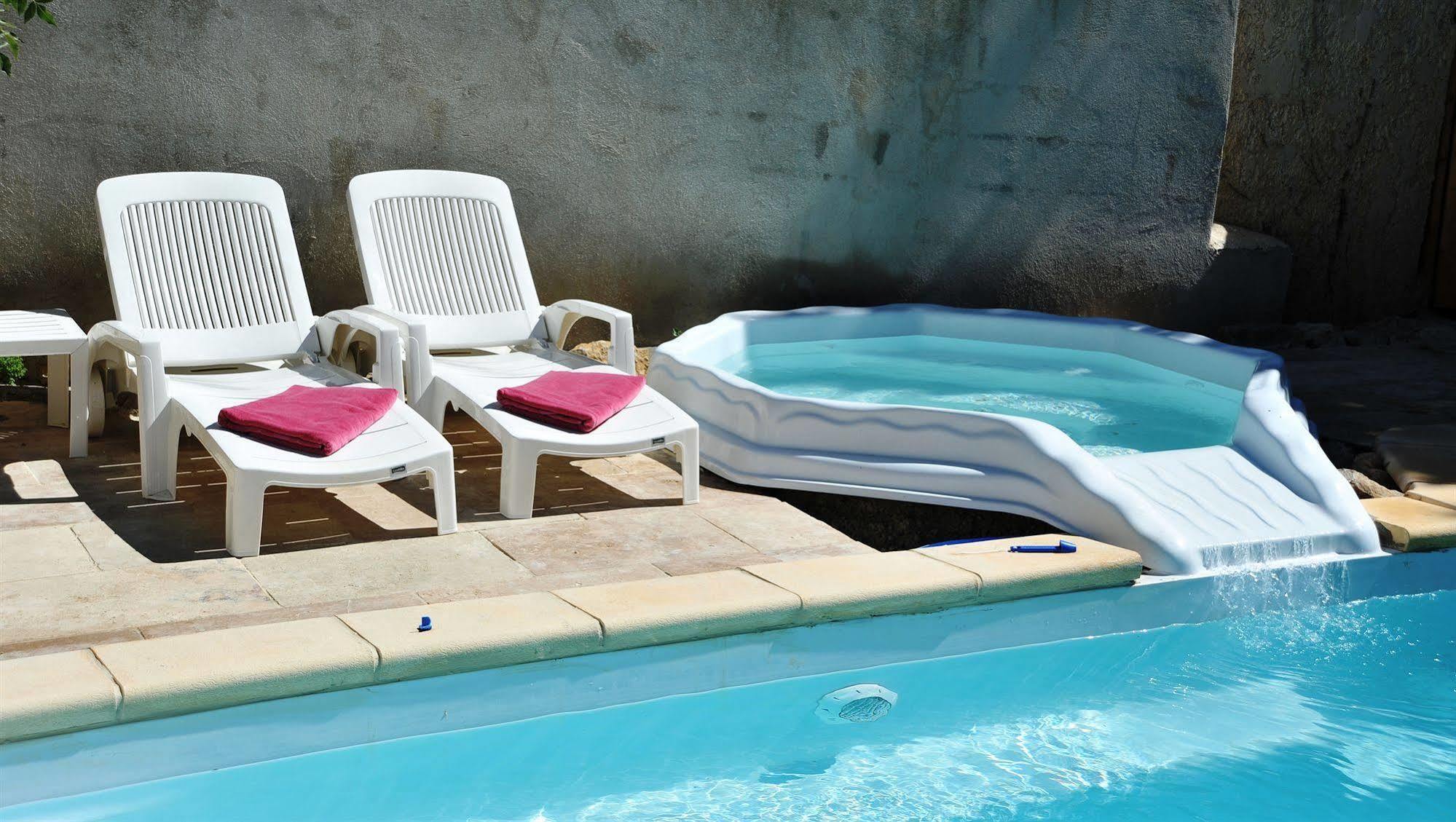 Les Jardins D'Anglise Hotell Six-Fours-les-Plages Exteriör bild